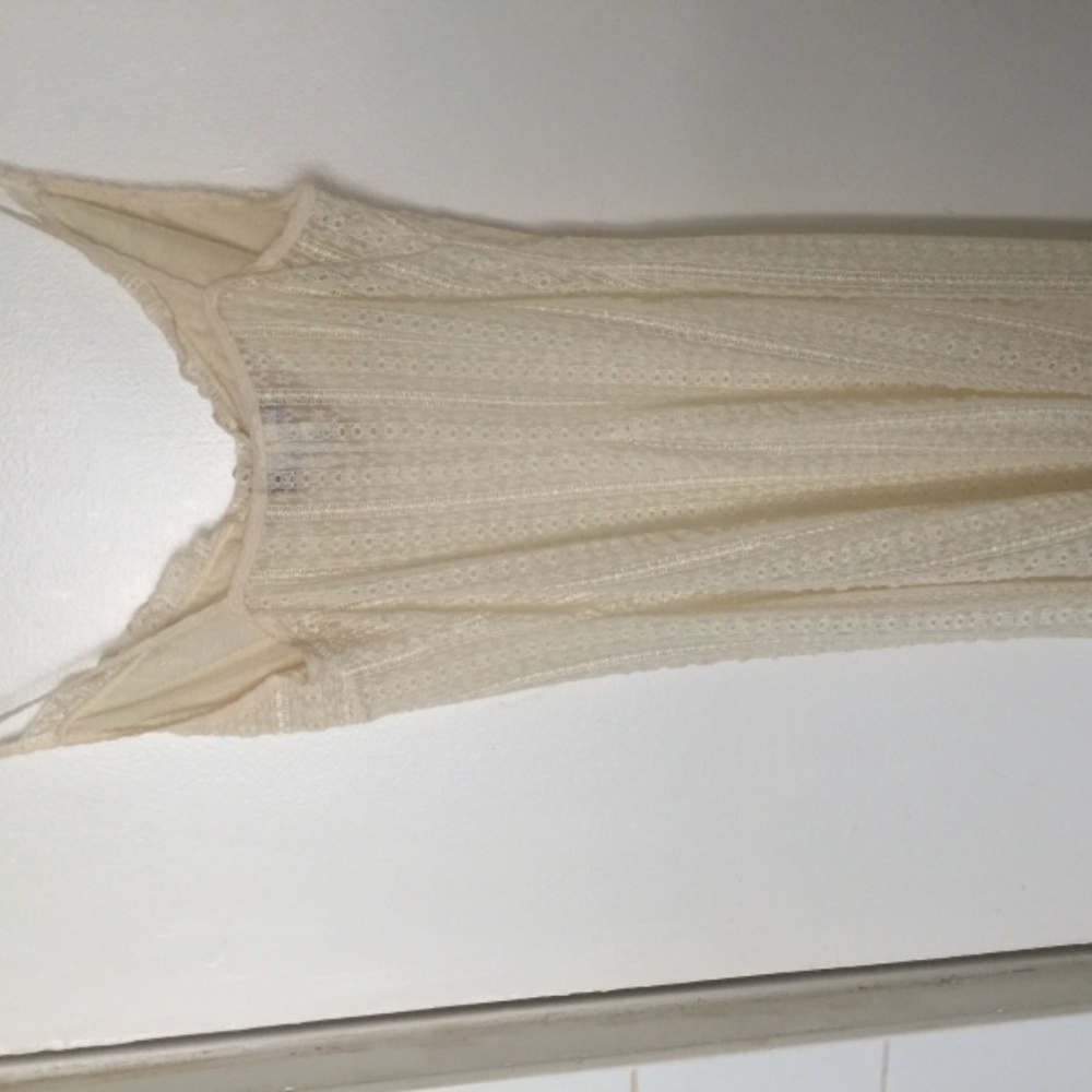 Lace nightie - Picture 3 of 3